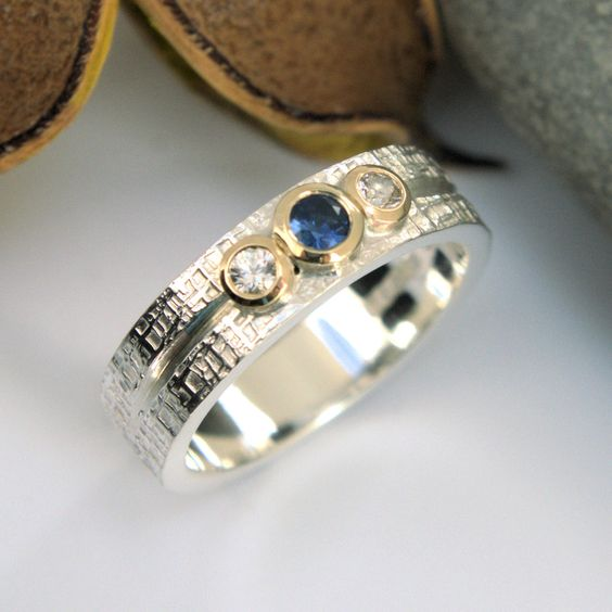 Bague vintage en argent avec zircons incrustés bleu et blanc