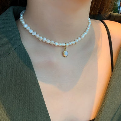 Pendentif en perles de pierre de lune