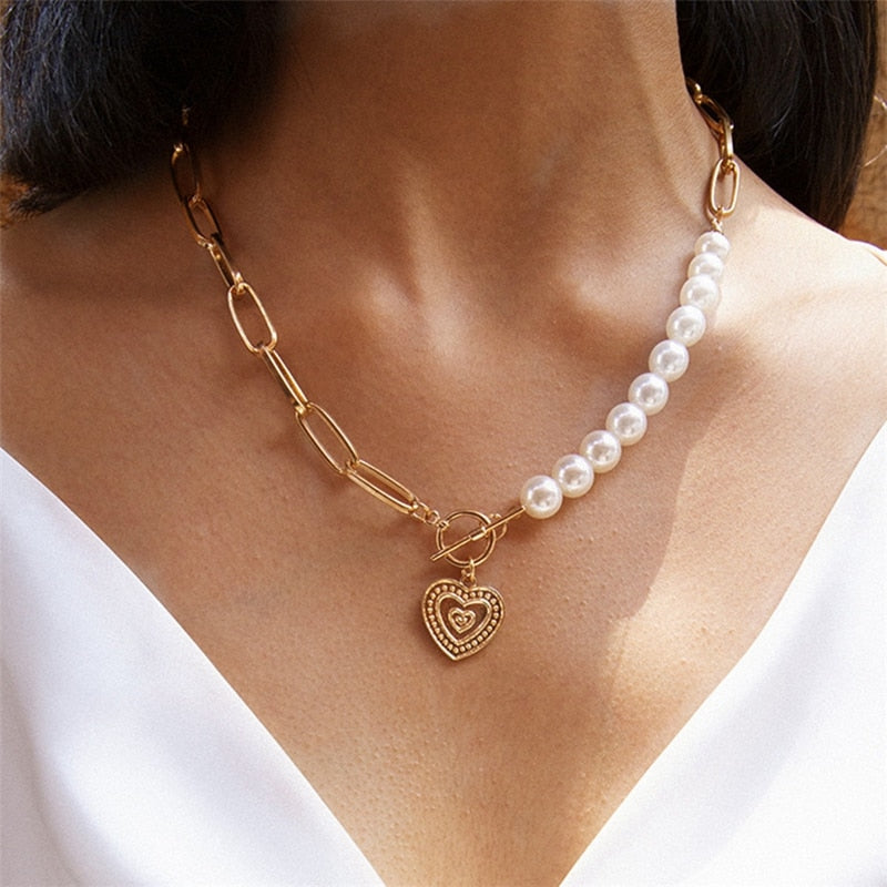Tour de cou en forme de cœur avec perles en or
