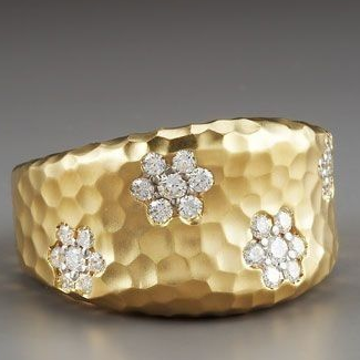 Bague vintage avec incrustation de zirconium en or